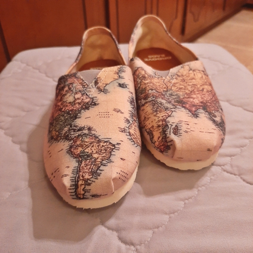 Groove Bags Slip-ons size 8.5